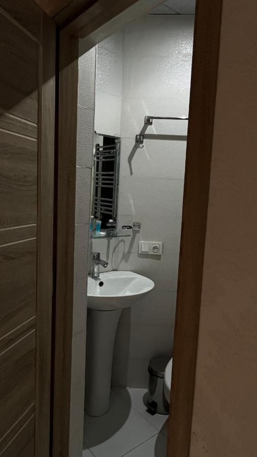 Hotel Tourist Tbilisi Eksteriør bilde