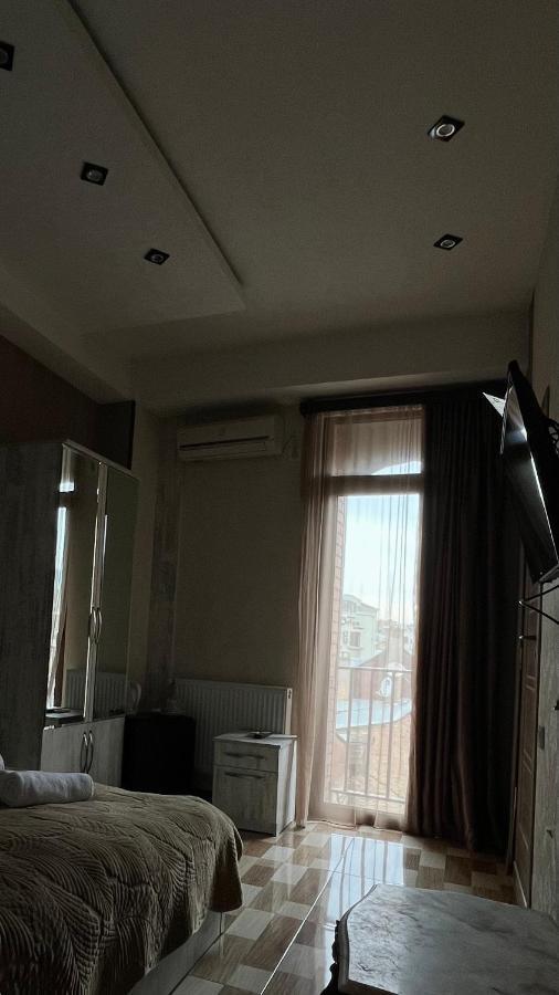 Hotel Tourist Tbilisi Eksteriør bilde