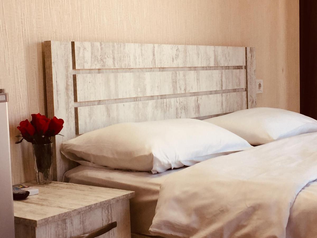 Hotel Tourist Tbilisi Eksteriør bilde