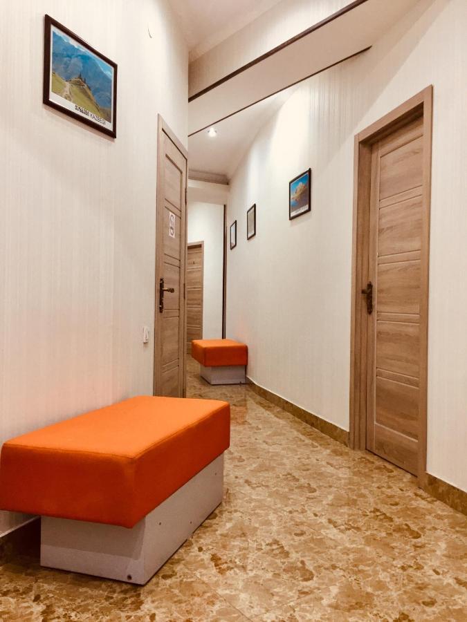 Hotel Tourist Tbilisi Eksteriør bilde